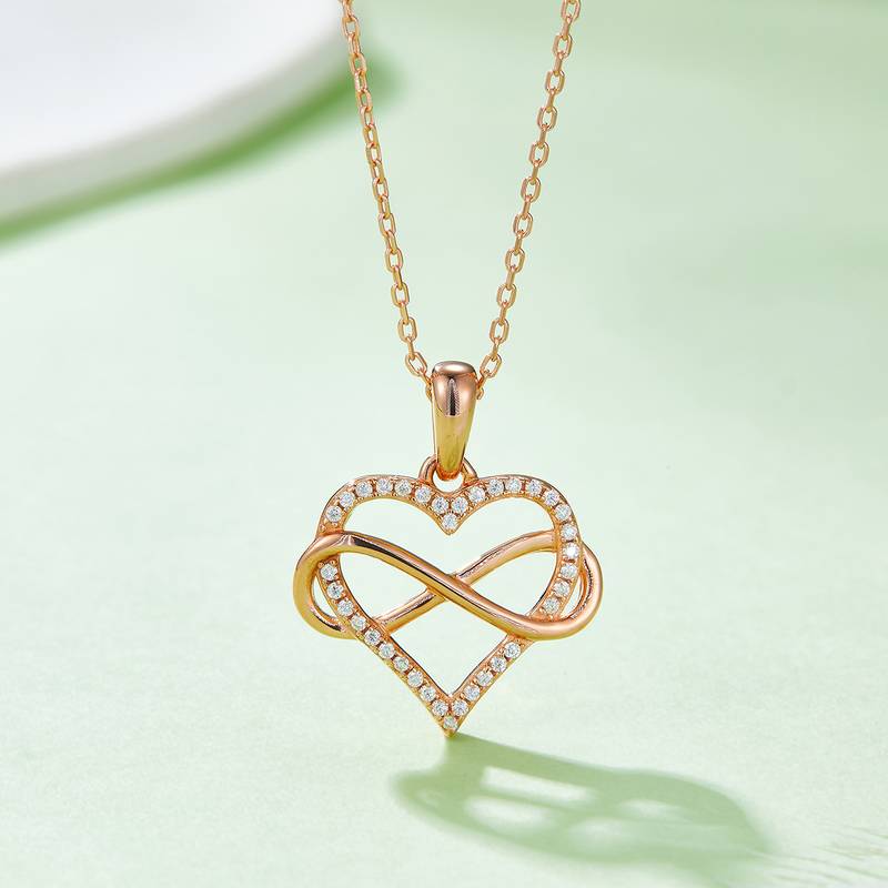 缠绕无限的爱吊坠S925银莫桑钻厘石D级0.18CT